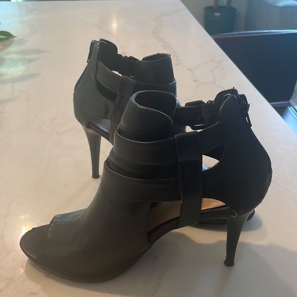 SEXY NINE WEST HEELS - Picture 4 of 10